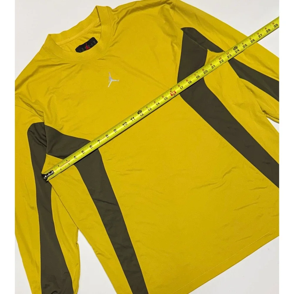 Jordan Mens Long Sleeve Performance Shirt Yellow Olive Green IF1885-726 Size M